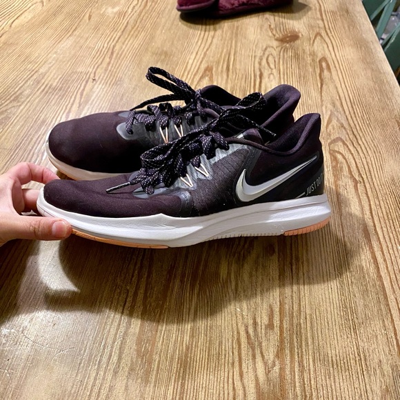 PREOWNED NIKE TANJUN IN SEASON TRAINERS RUNNING SHOES SIZE 8 BLACK PINK SILVER - Picture 4 of 16